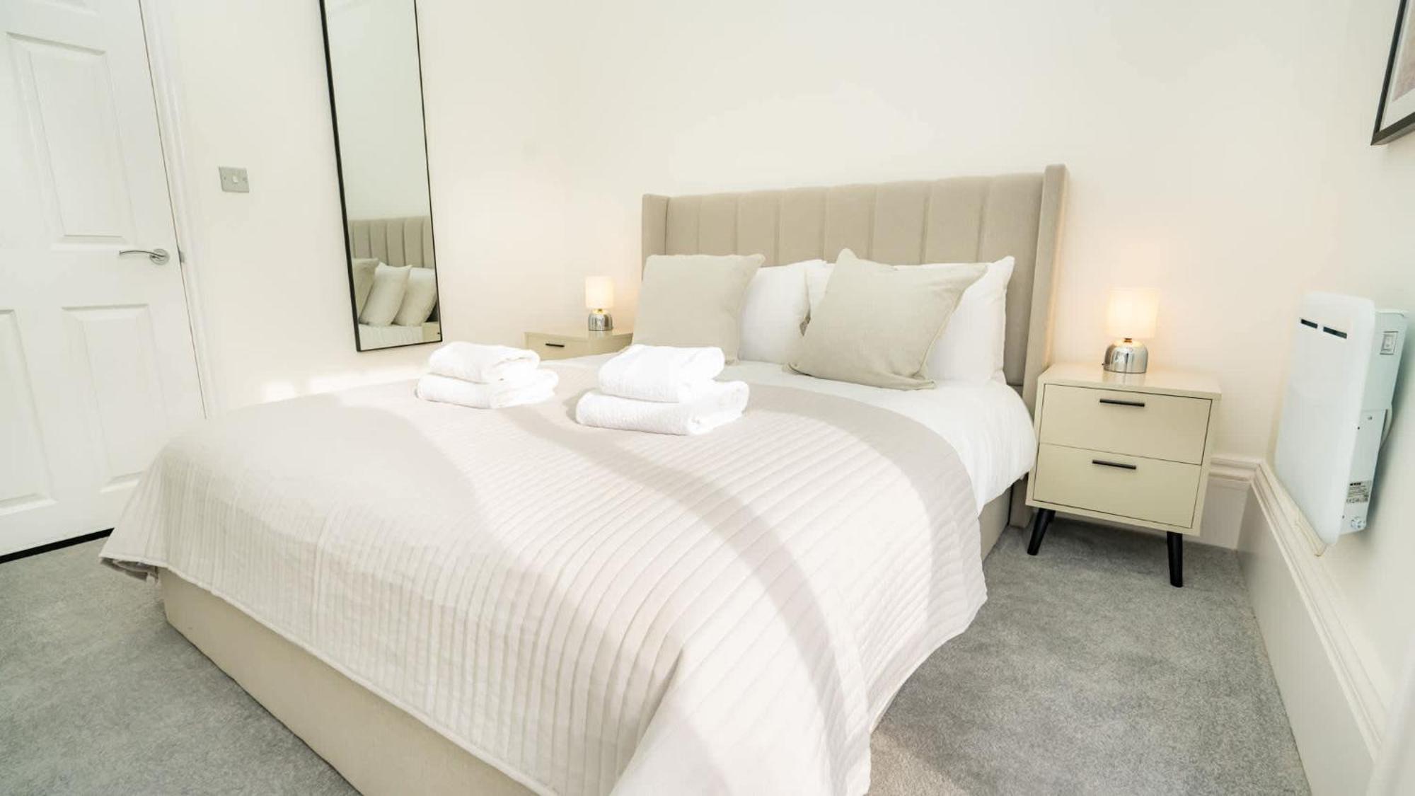 Fabulous 2 Bedroom In Centre Appartement *